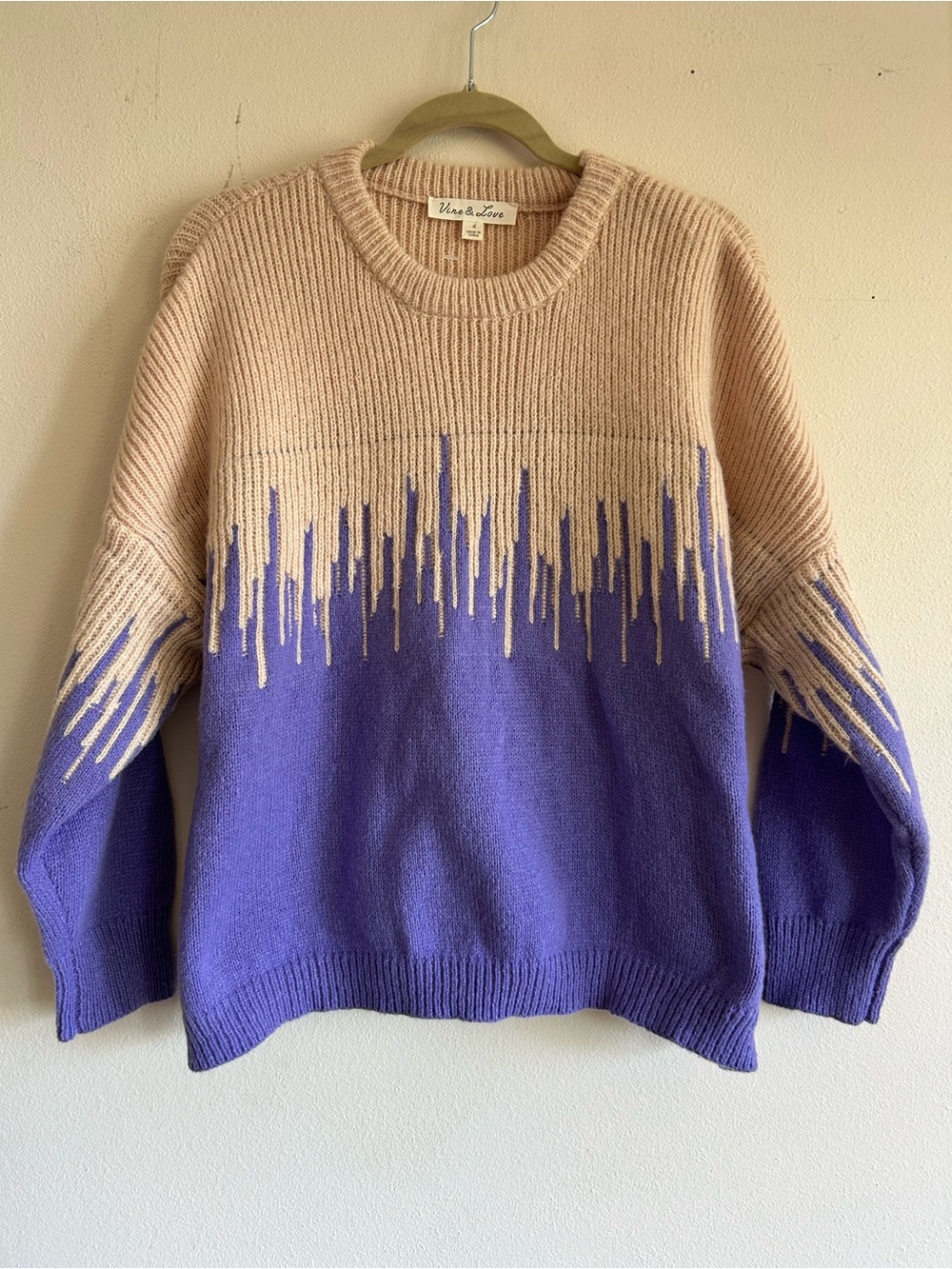 Vine & Love Beige and Purple Drip-Pattern Crewneck Sweater